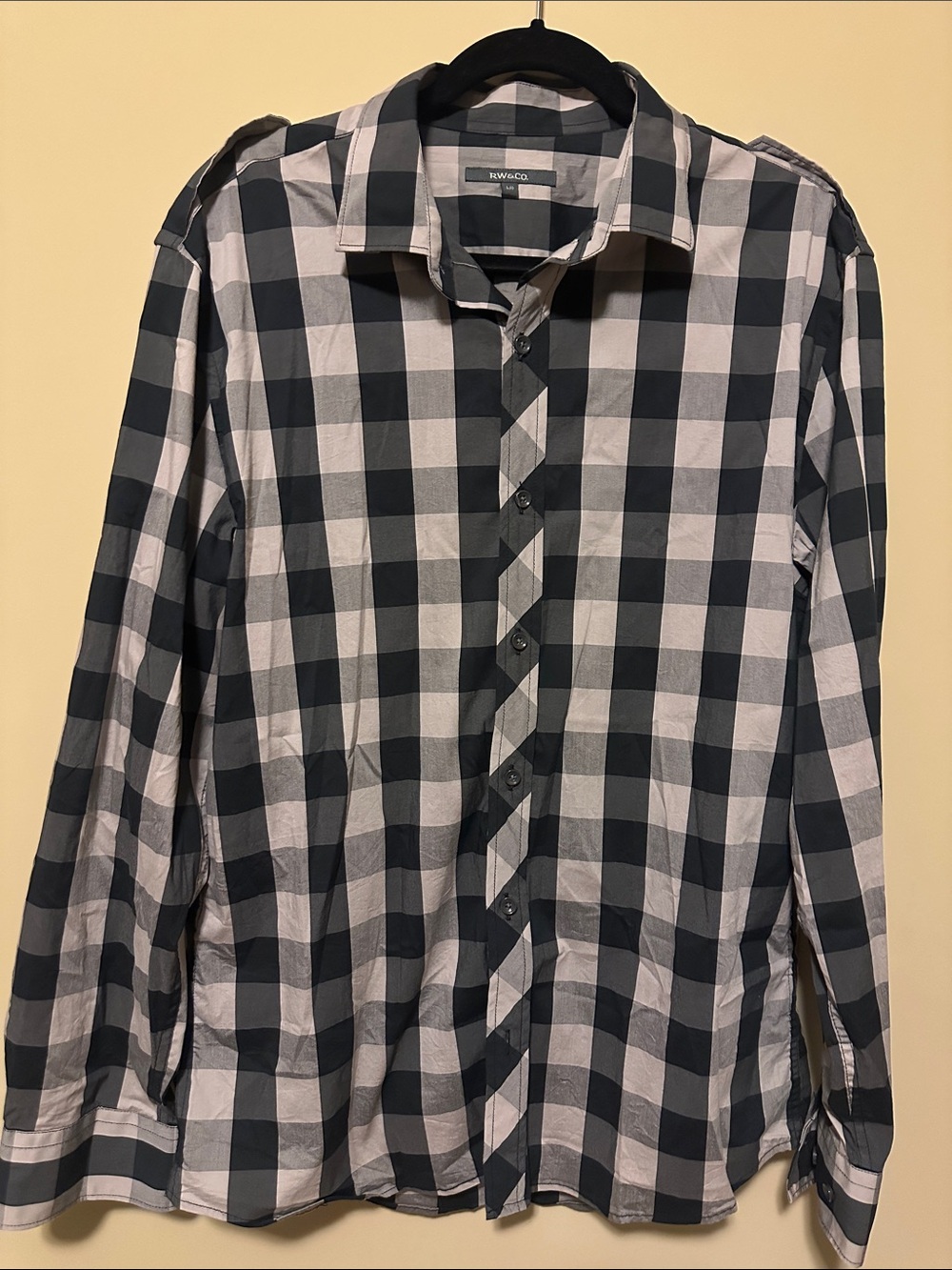 RW&co Black & White Check Long-Sleeve Button-Down Shirt
